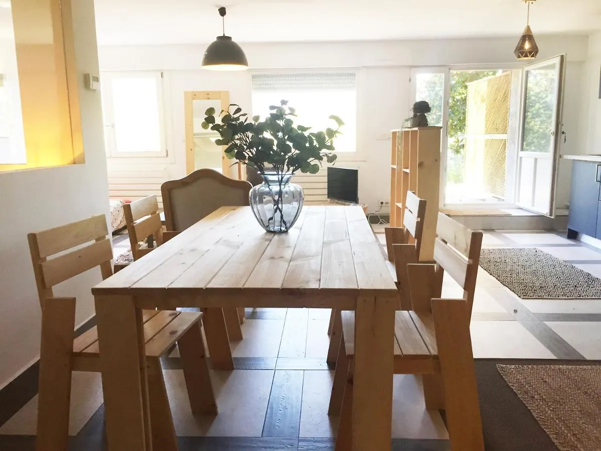 Getxo Garden Houses - Grand Chalet Villa 0*,  Spagna