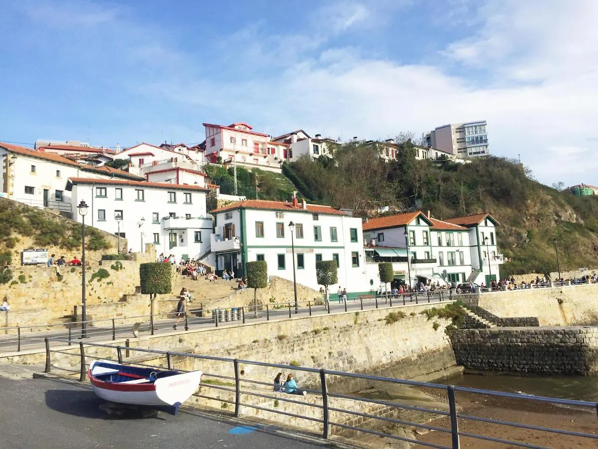 Getxo Garden Houses - Grand Chalet Villa 0*,  Spagna